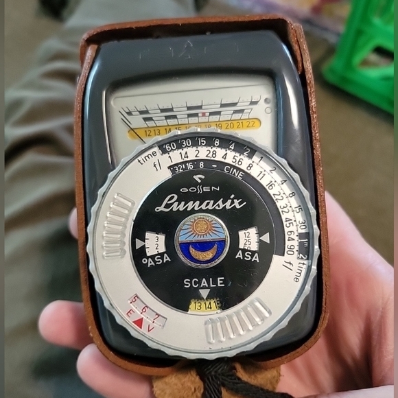 Vintage Gossen Lunasix  Professional Photo Light Meter, West Germany Untested - Picture 2 of 7